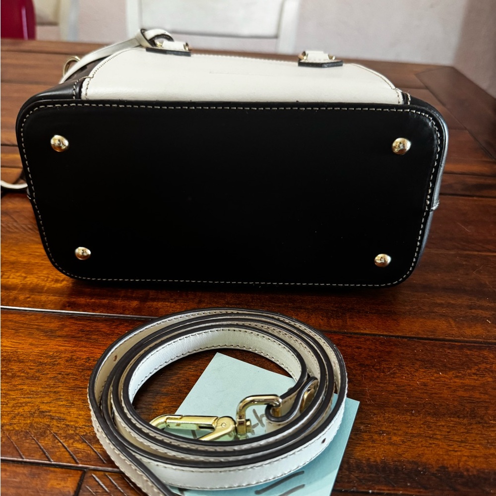 Dooney & Bourke Alto Black and Cream Satchel - Picture 5 of 8